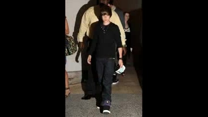 justin bieber wait for you 