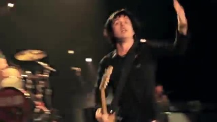 (превод) Green Day - 99 Revolutions(върни Си Правото На Бъдеще) (live)