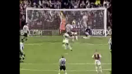 Thierry Henry Вкарва Гол 