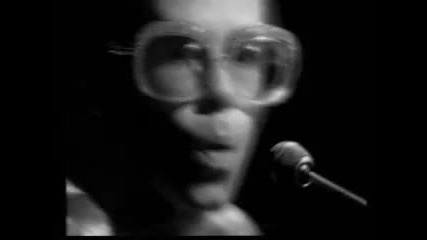 Elton John - Goodbye yellow brick road