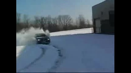 Subaru , Audi , Mitsubishi drift on snow 