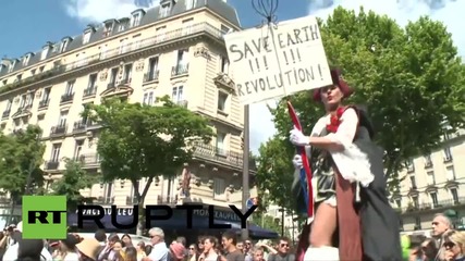 France: Paris protests US GMO giant in global 'March against Monsanto'
