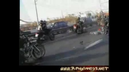 Масивна катастрофа на мотористи