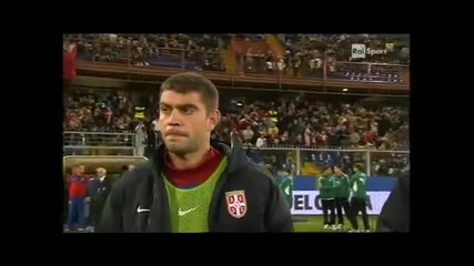 Мачът Италия - Сърбия беше прекратен заради улртаси на гостите 
