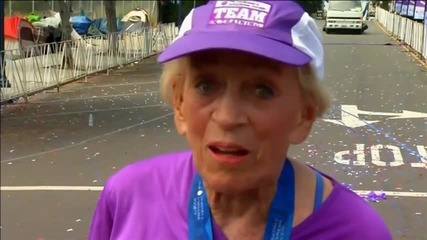 92-годишната Хариет Томпсън постави рекорд на маратон