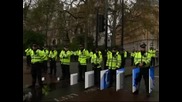 Студенти влязоха в сблъсъци с полицията по време на протест в Лондон
