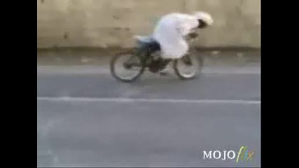 Arab Drifting with a bike