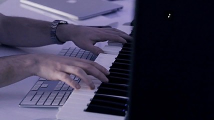 Hardwell in the studio - everybody is in the place