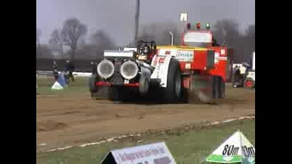 Tractor Pulling - Weseke - Isotov