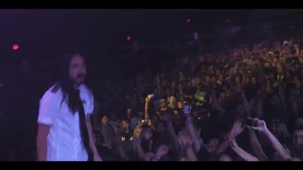 Steve Aoki & Laidback Luke ft. Lil Jon - Turbulence