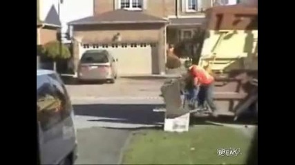 Не дразни боклукчията!!! - Яки клипчета
