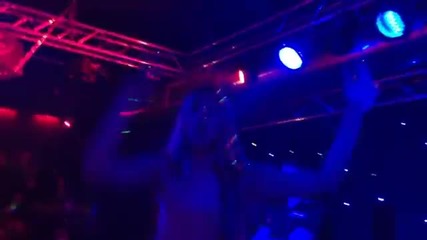 Rada Manojlovic - Da se nadjemo na pola puta - (LIVE) - (Club Vanilla 24.05.2014.)