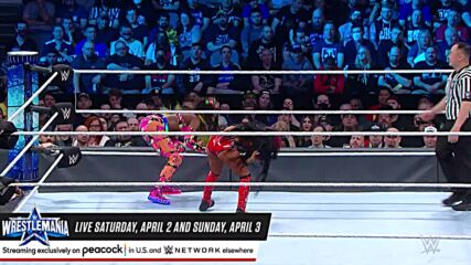 Sasha Banks & Naomi vs. Carmella & Queen Zelina: SmackDown, April 1, 2022