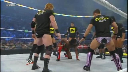 The Nexus пребиват Kofi Kingston 