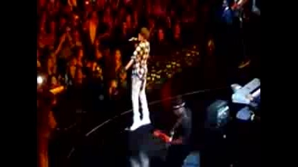 Super kachestvo Justin Bieber - Never say never ( Z100 Jingle Ball 2010 Live ) 