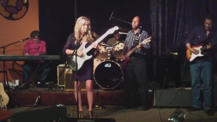 Blues Band Music - Peach - Girls Rock
