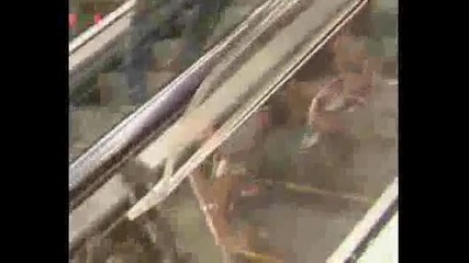 Патки На Ескалатор Смях