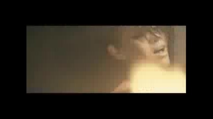 New) Rihanna - Disturbia 