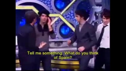 Jonas Brothers in Spain, English subtitles pt 3 (they dance) 