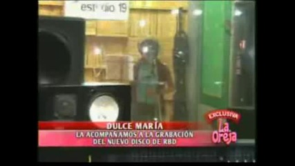 Dulce Maria Grabando El Nuevo Disco De Rbd