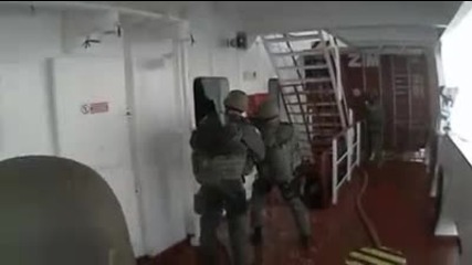 Как се спасява кораб от пирати