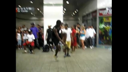 New York Subway Break Dance 