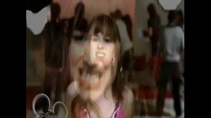 Demi Lovato - La La Land Hq