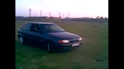 Opel Astra 1.8 parvomai