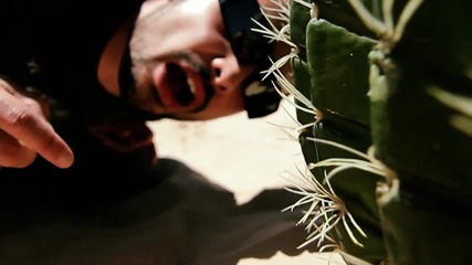 Desert Music - Mystery guitar man (mgm)