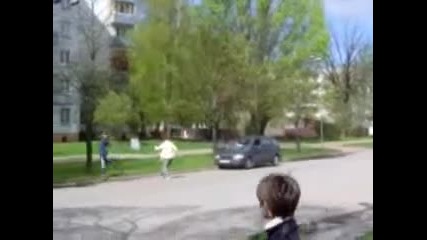 Как се краде кола за 10 секунди