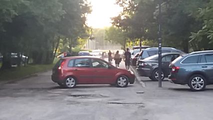 "Моята новина": Автомобили в "Борисова градина"
