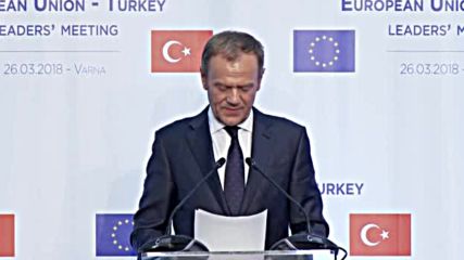 Туск: По темата с бежанците ЕС и Турция остават близки партньори