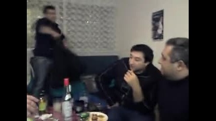 razgradskite momceta v berlin.anasma sahnesi 
