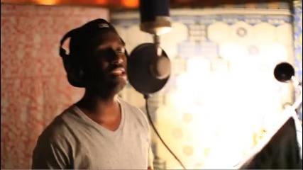 Justin Bieber and Boy 2 Men - Falala ( in the studio)