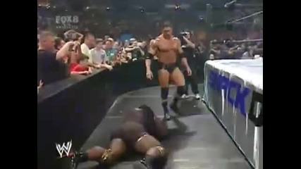 Batista returns and destroys mark henry 