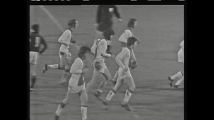 1974 Ajax Amsterdam (holland) 6- Ac Milan (italy) 0 uefa Super Cup