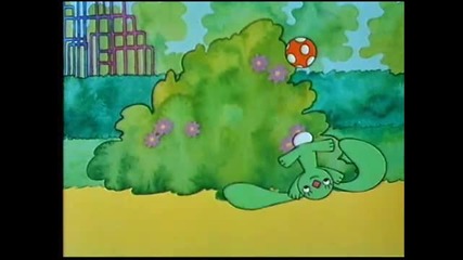 11 Krisztina on the playground-зайчето Карираните Уши