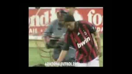 Predstavqneto Na Ronaldinho Na San Siro 3