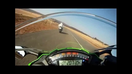 2011 Zx10r top end roll vs Bmw S1000rr