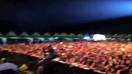 B.o.b пее на живо в Корея