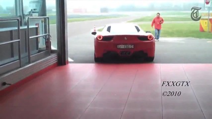 Мощен Звук от Ferrari 458