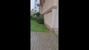 Улица в безобразно състояние в кв. "Сухата река"