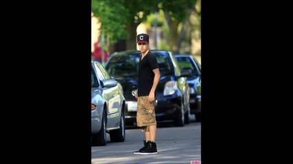 Justin Bieber and Selena Gomez in Canada 2011 [part 1]