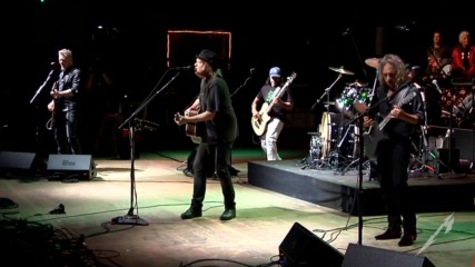 Metallica feat. Neil Young - Mr. Soul ( Met On Tour - Bridge School Benefit - 2016)