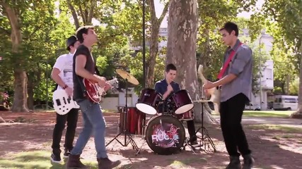 Violetta - Los chicos filman su videoclip (habla si puedes)