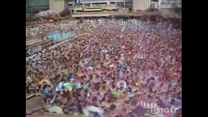 Вълни има,  вода няма !