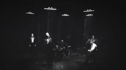 Hurts - Illuminated (live Version)