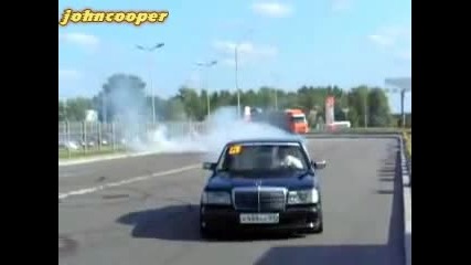 Mercedes 300sel Wald пали гумите