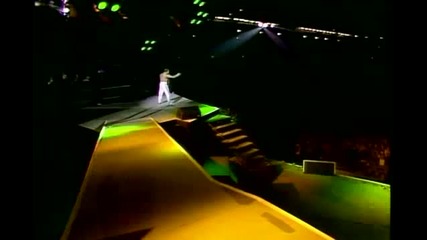 Queen - Radio Ga Ga (live At Wembley 86) (480p)