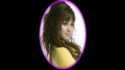 {{demi Lovato}}